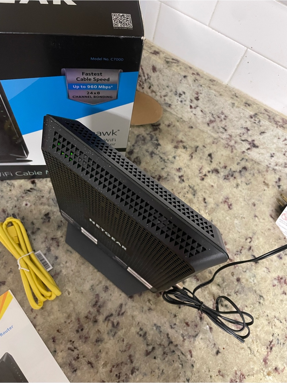 NETGEAR nighthawk WiFi Cable Modem Router (AC1900) docsis 3.0 electronic work - Picture 6 of 15